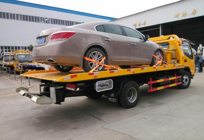 拖車(chē)救援現(xiàn)場(chǎng)圖片